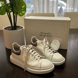 Used Alexander McQueen for sale. Size 43 (US 10) Color:White/GREY. As-is, review